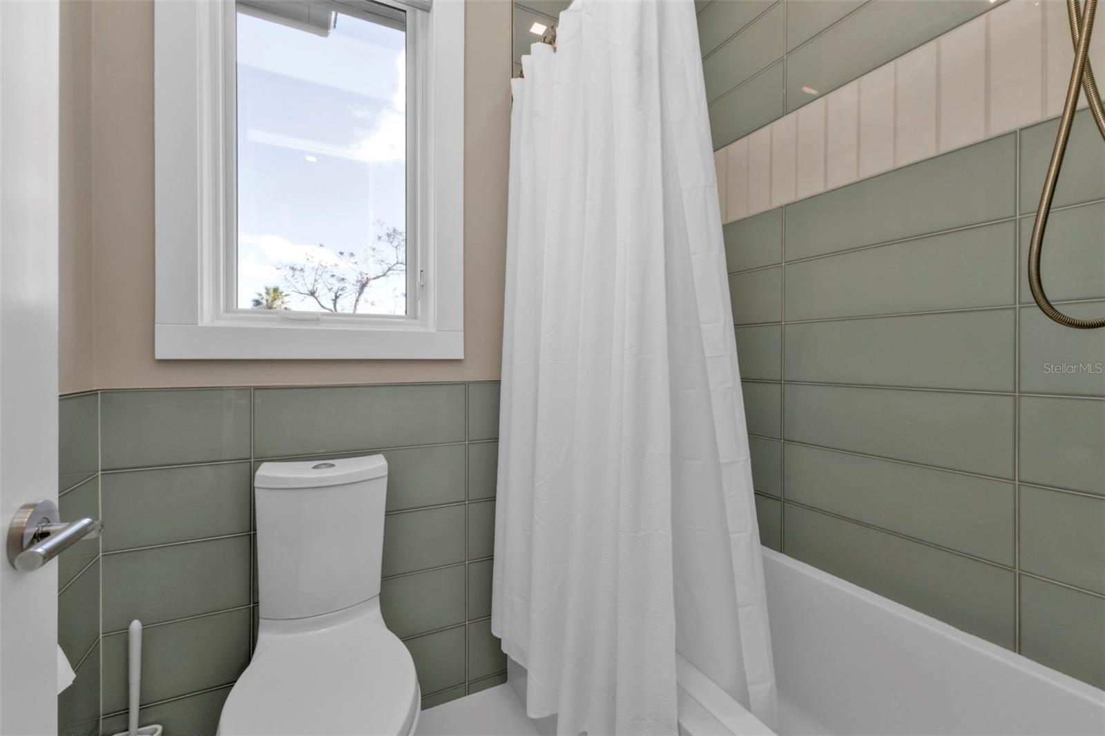 GRASSY POINT ESTATES - Residential