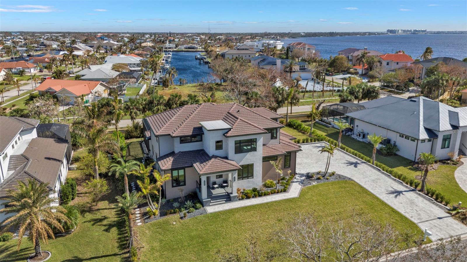 GRASSY POINT ESTATES - Residential