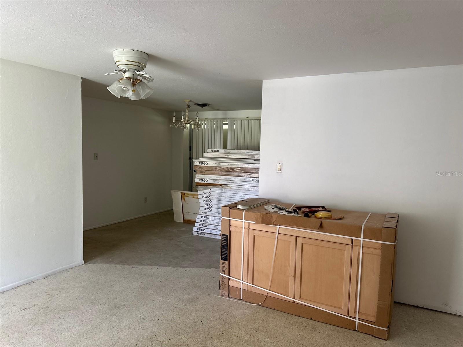 3485 ROSLYN ROAD