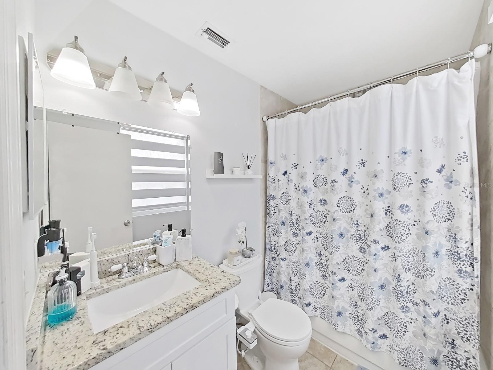 A REP OF LAS BRISAS & LAS - Residential