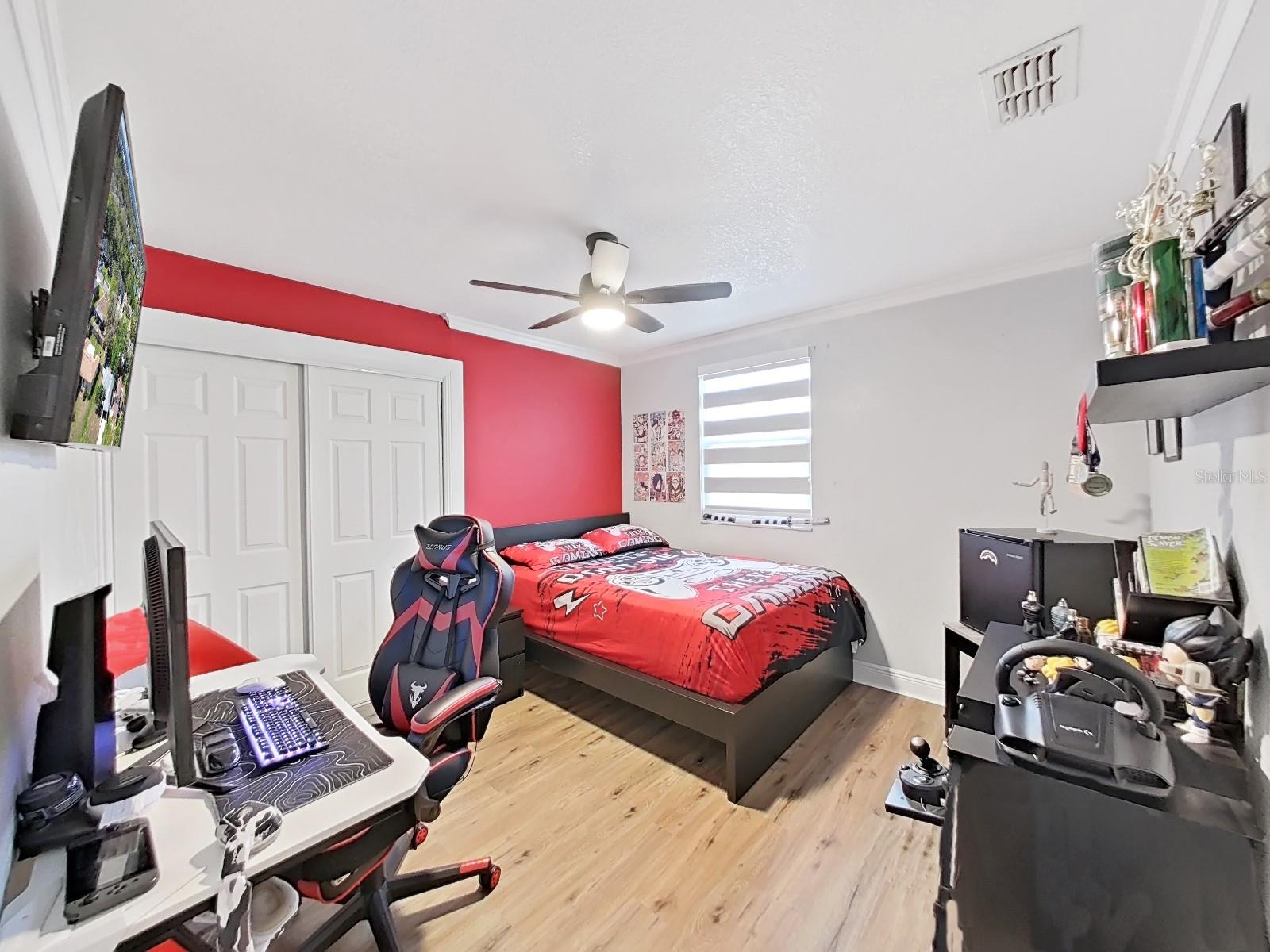 A REP OF LAS BRISAS & LAS - Residential