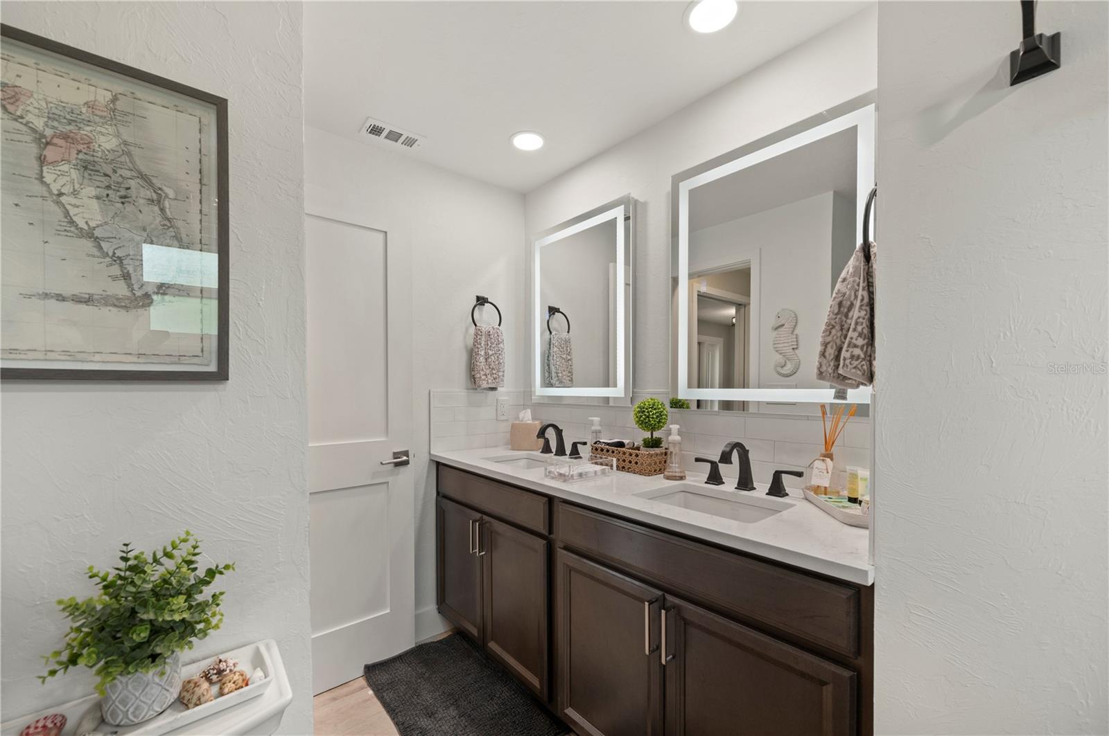 PUNTA GORDA ISLES SEC 05 - Residential