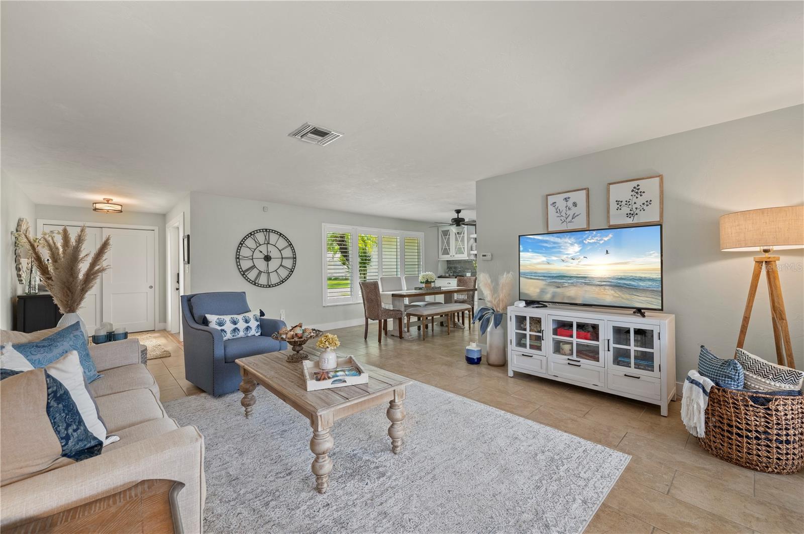 2219 EL CERITO COURT