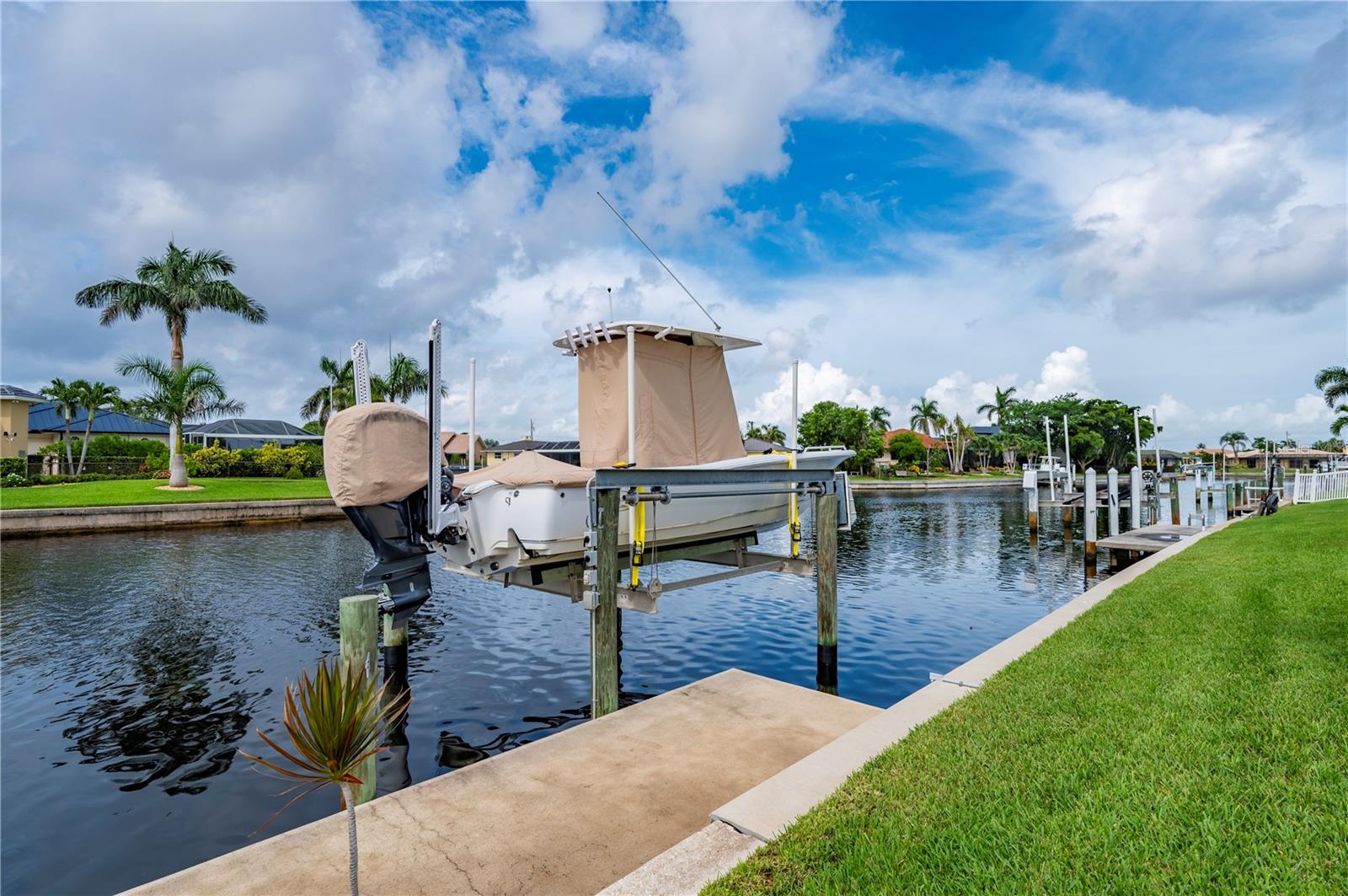 PUNTA GORDA ISLES SEC 05 - Residential