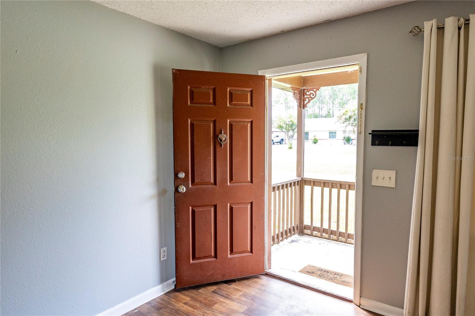 RAINBOW LAKES ESTATE - Residential