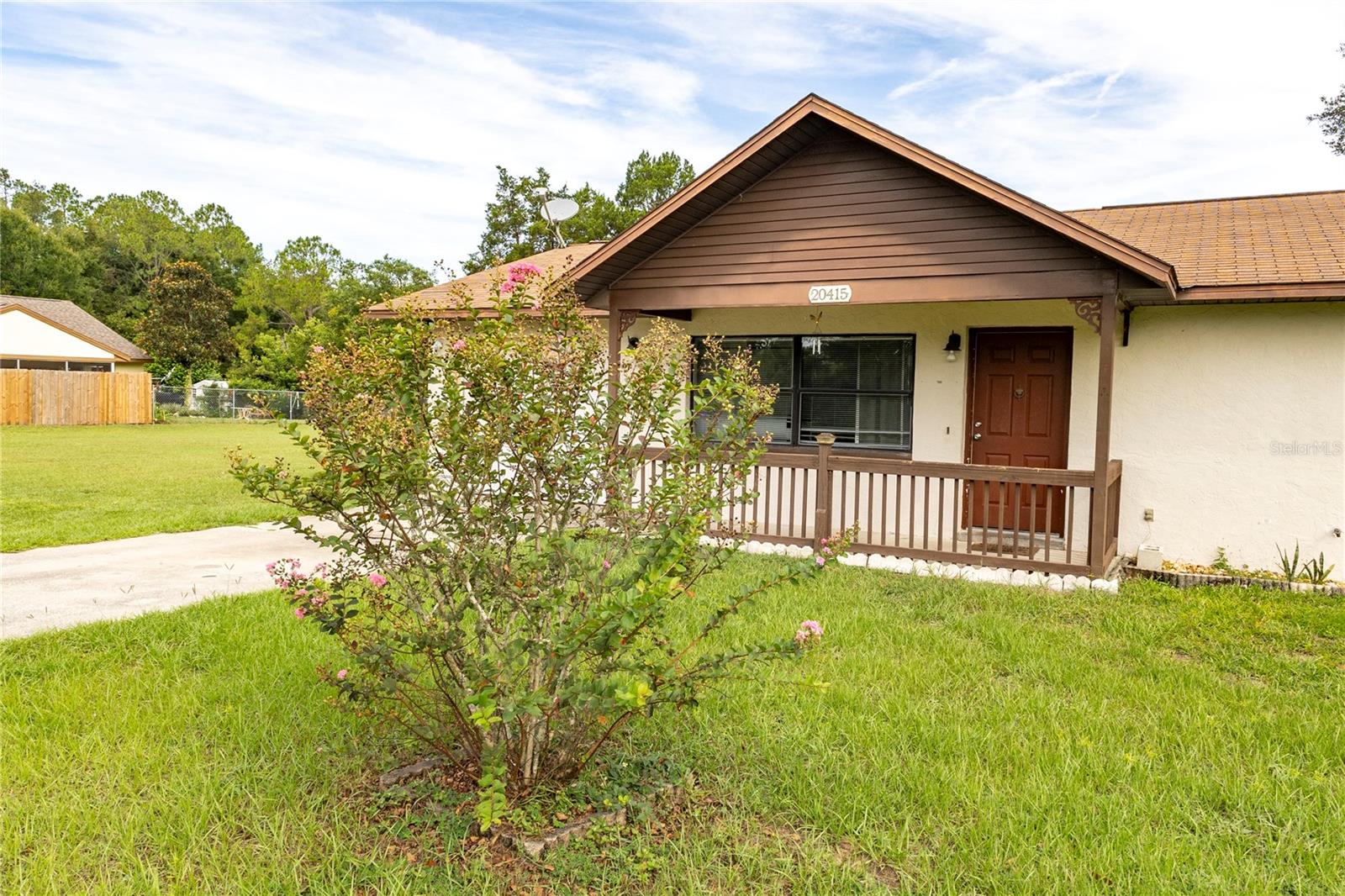 RAINBOW LAKES ESTATE - Residential