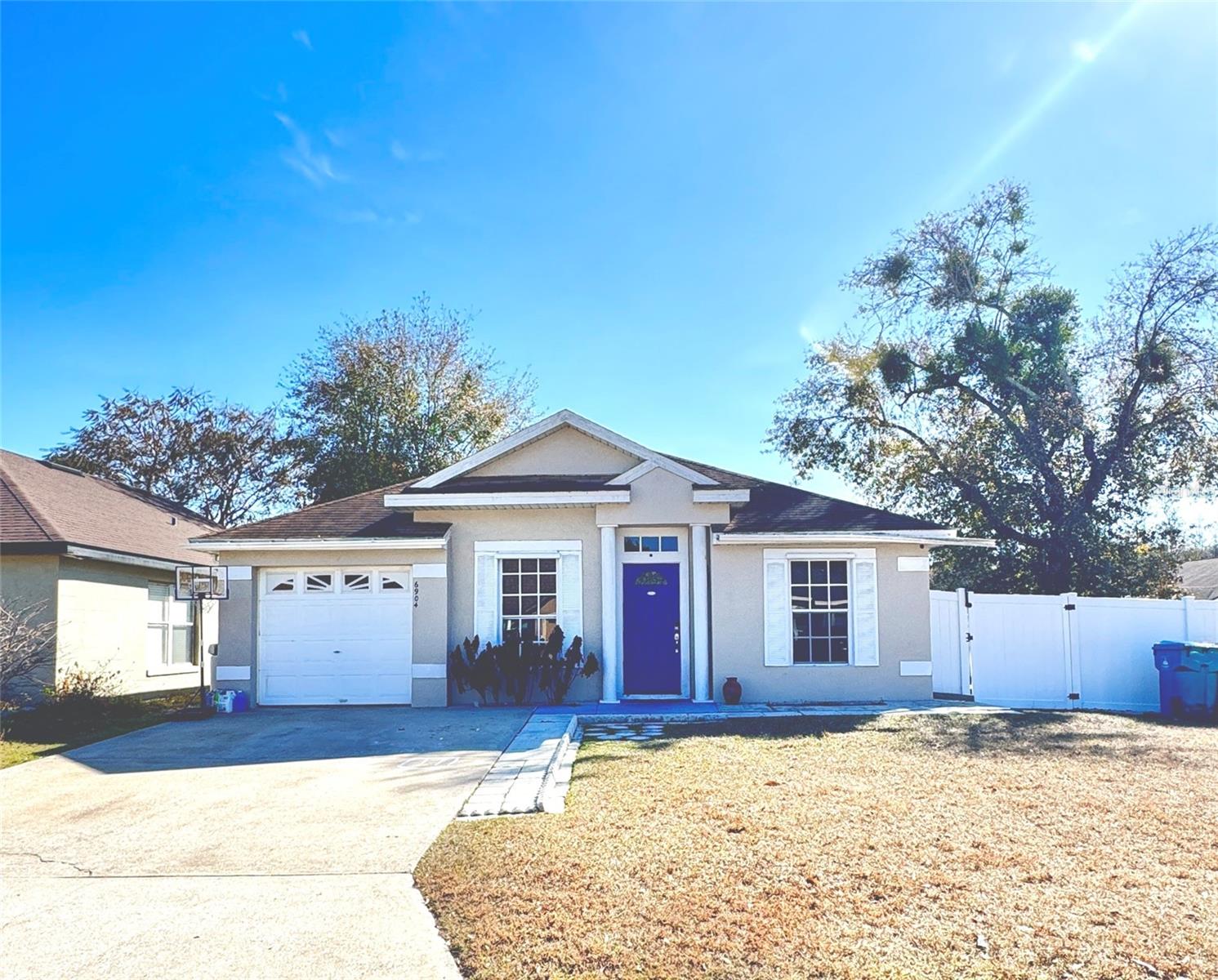 PINE RIDGE HOLLOW PH 02 - Residential Lease