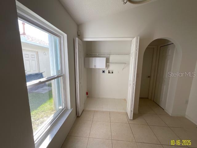 WHISPER LAKE - Residential