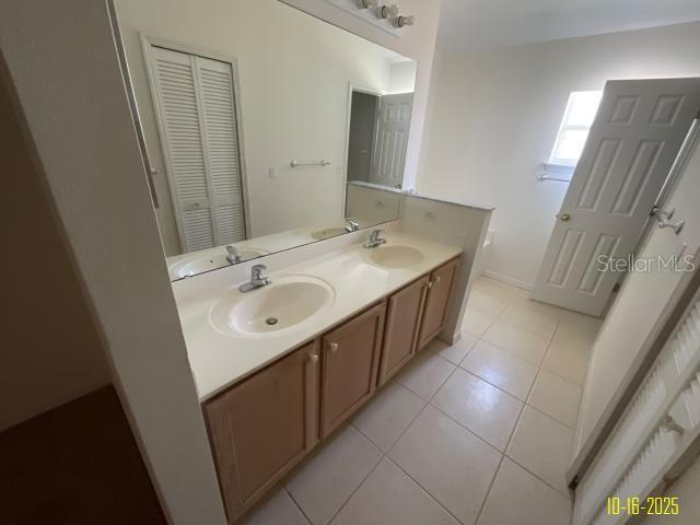 WHISPER LAKE - Residential