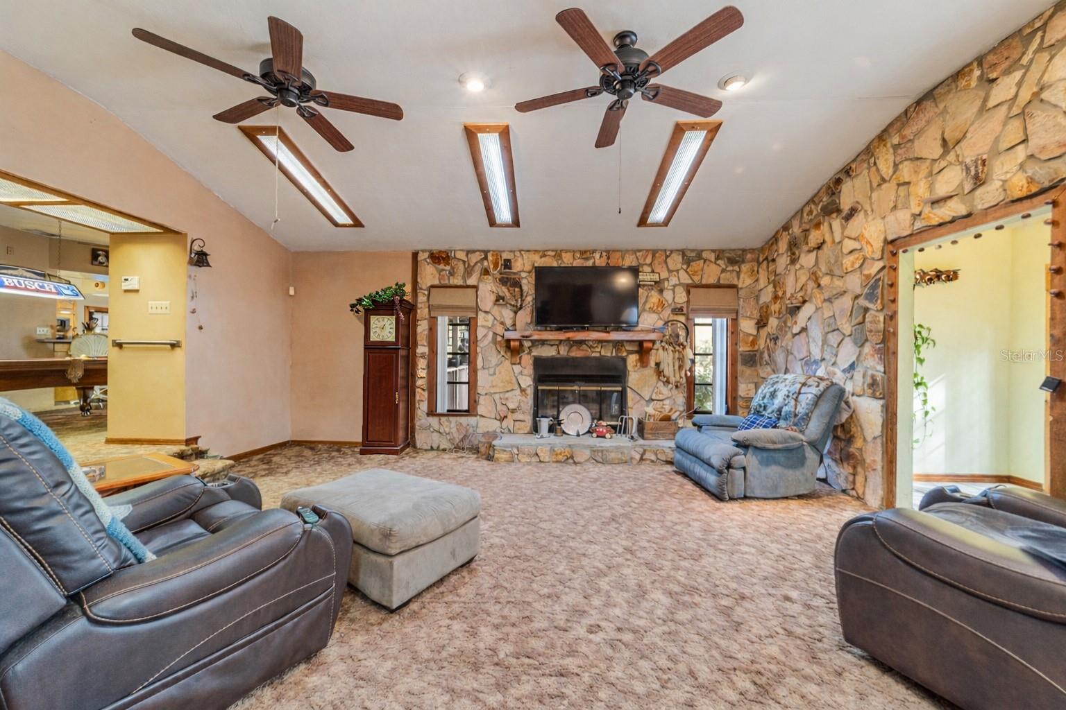 HILLS OF OCALA - ROLLING HILLS - Residential