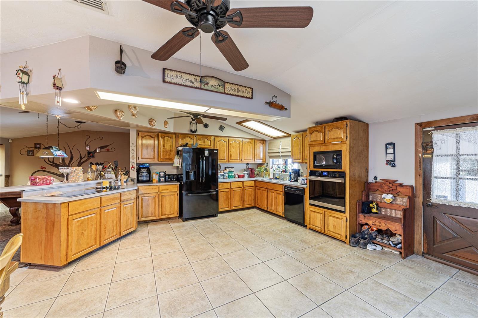 HILLS OF OCALA - ROLLING HILLS - Residential