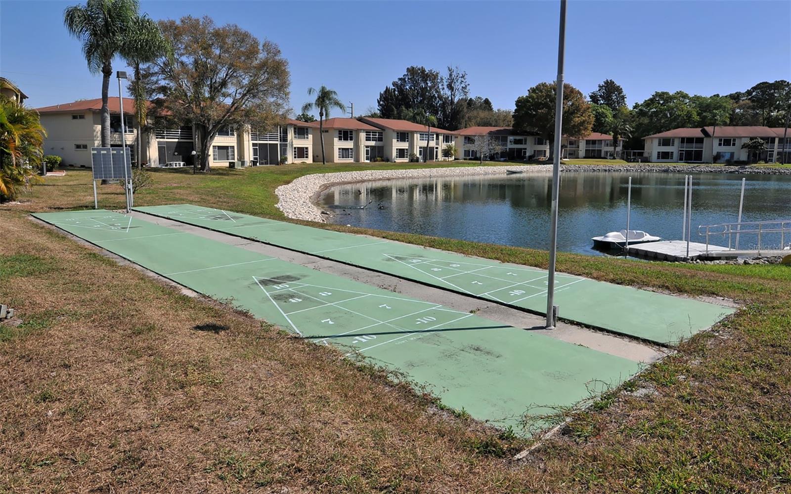 LAKE TIPPECANOE - Residential