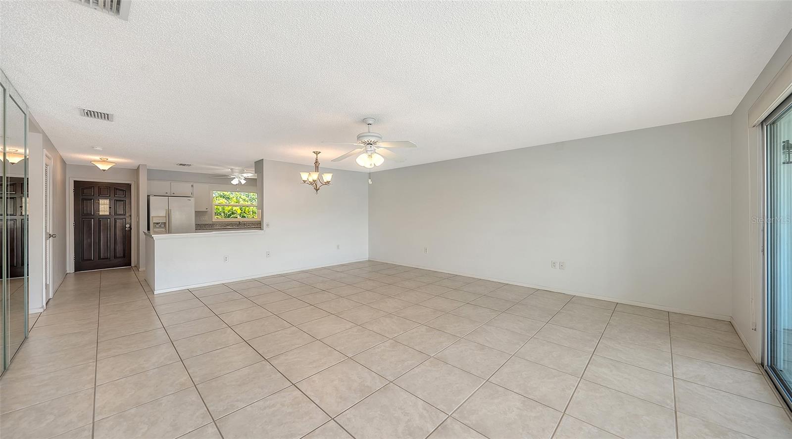 LAKE TIPPECANOE - Residential