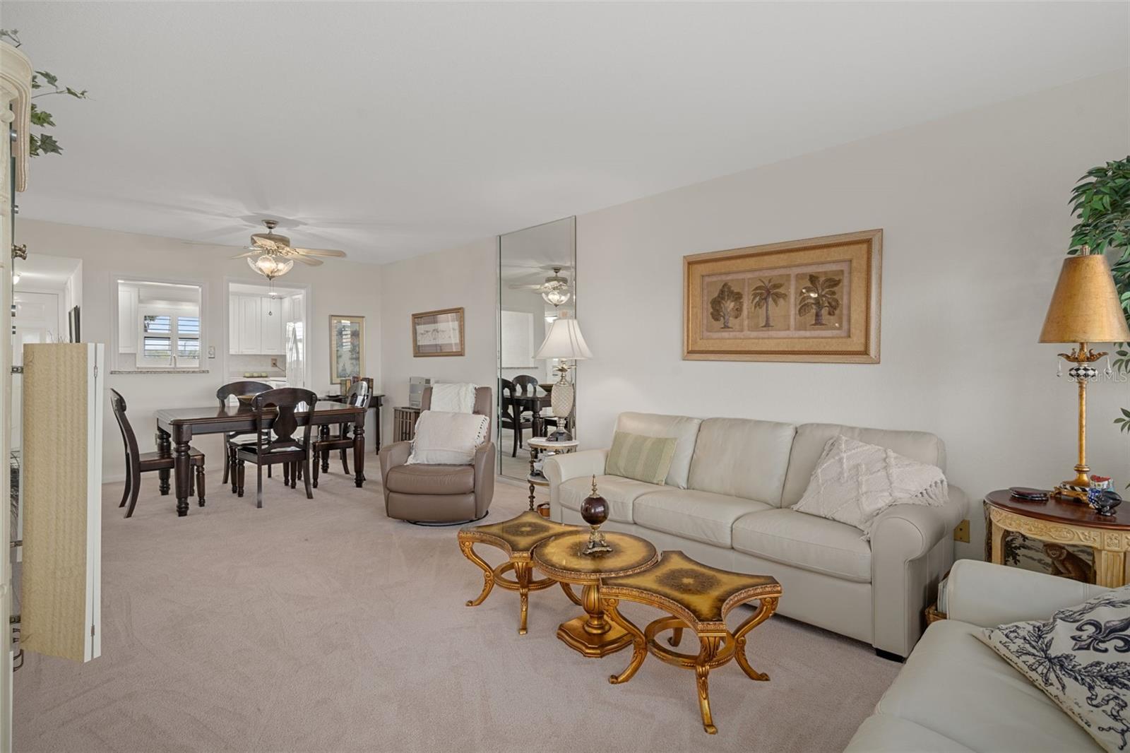 LANDMARK TOWERS ONE - Residential