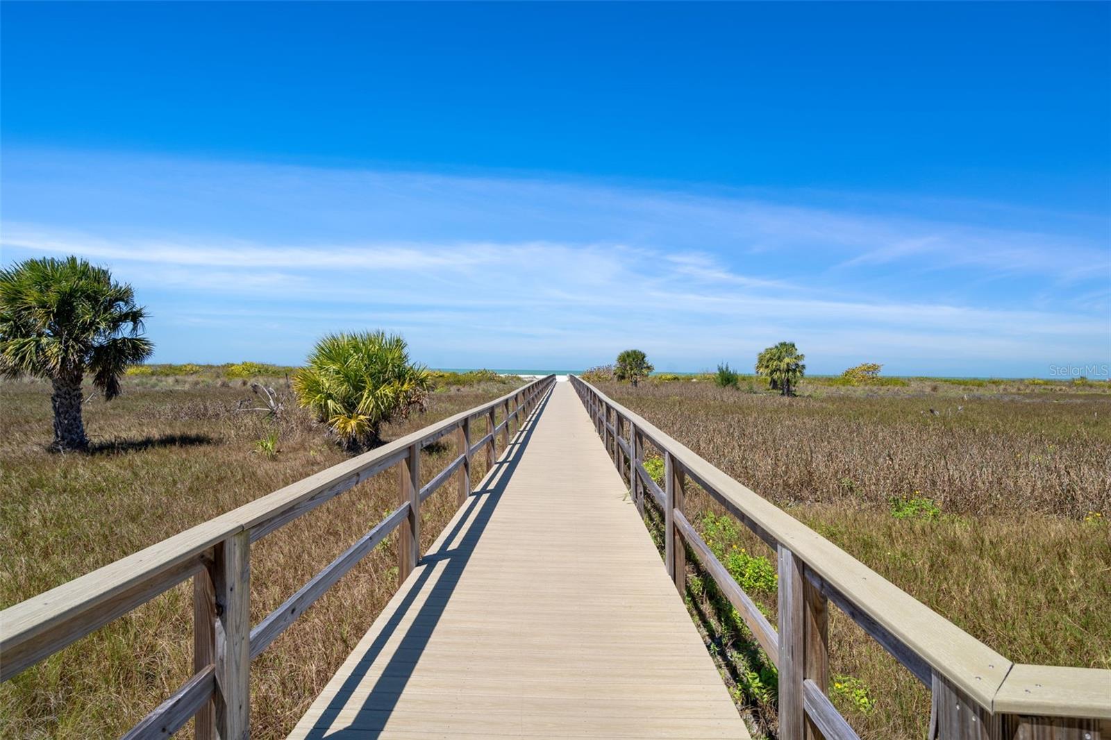 LANDMARK TOWERS ONE - Residential