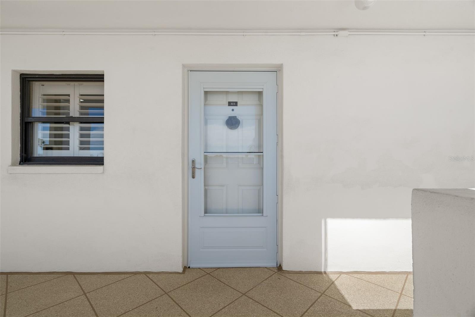 LANDMARK TOWERS ONE - Residential