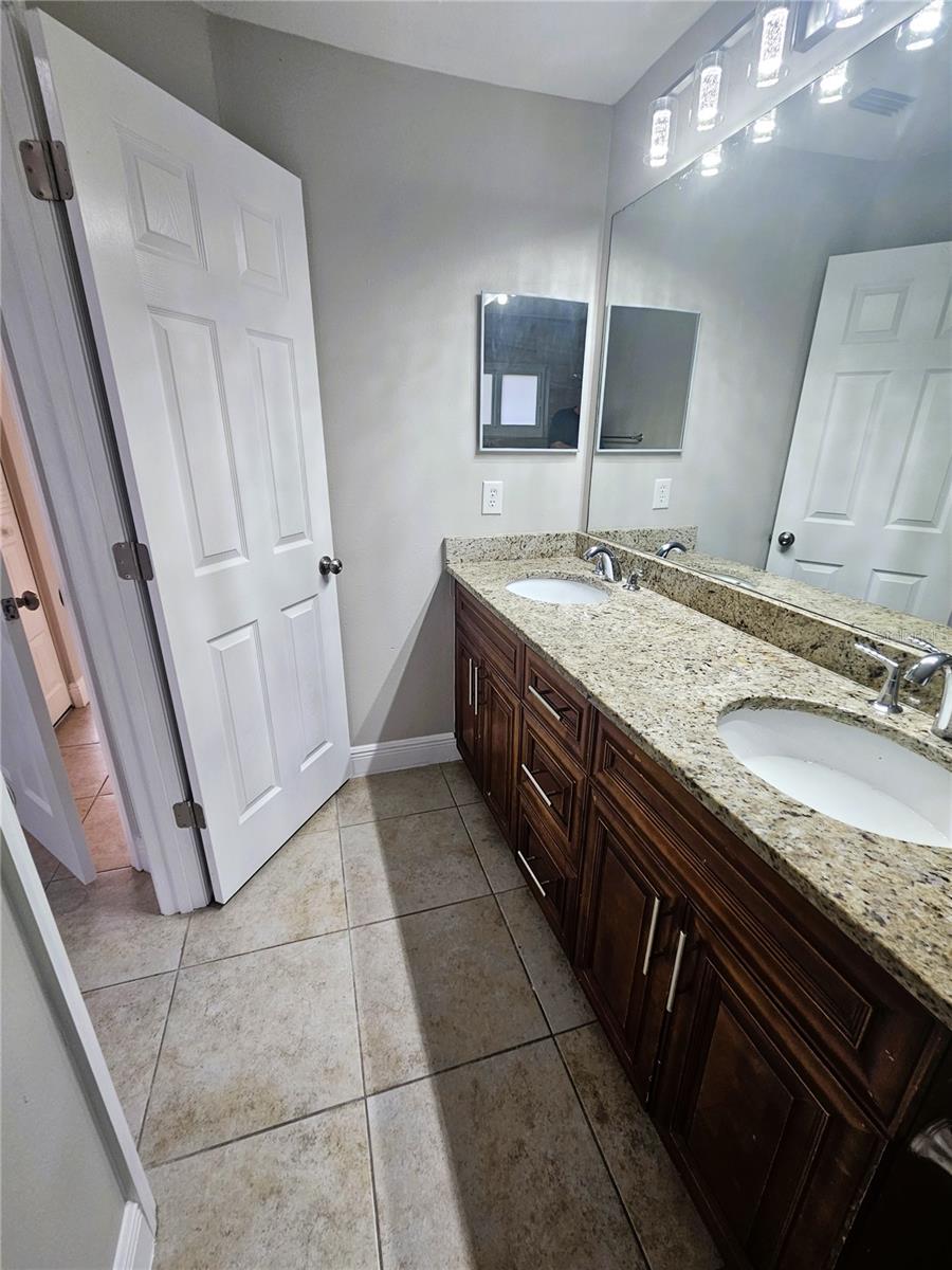 HEATHER LAKES UNIT 14 A - Residential Lease
