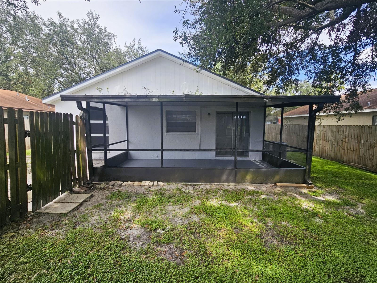 HEATHER LAKES UNIT 14 A - Residential Lease