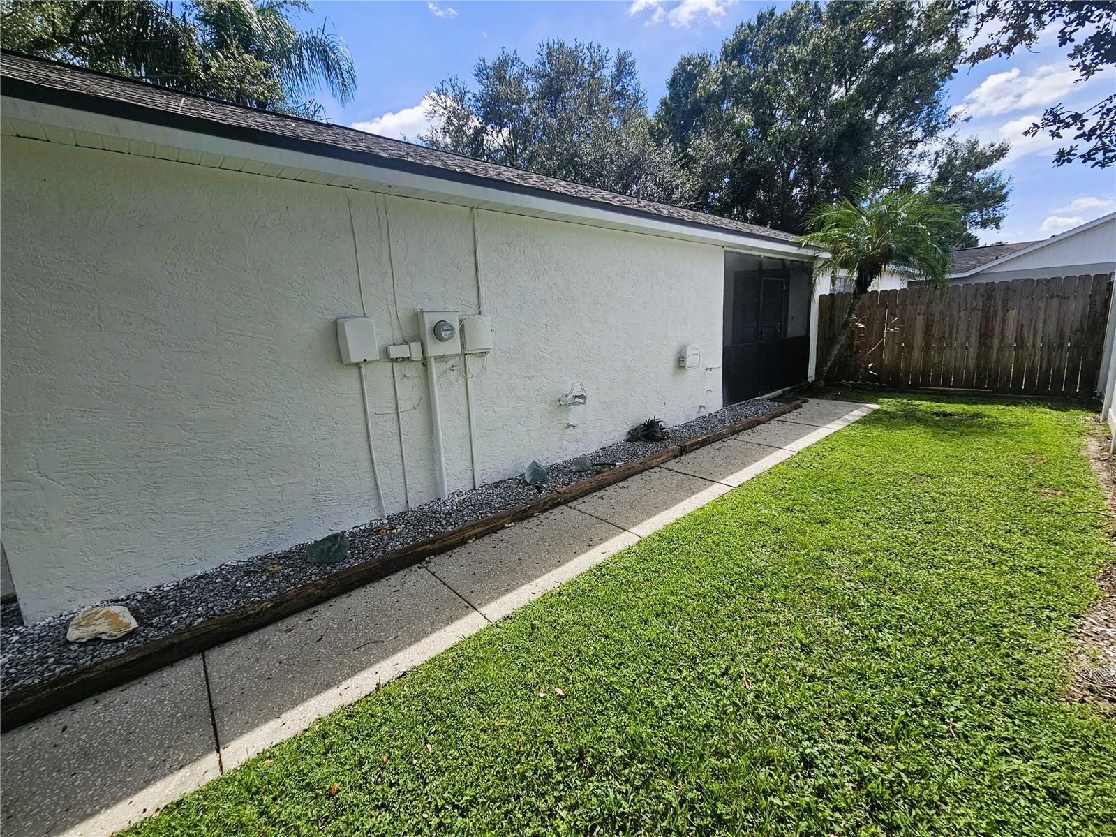 HEATHER LAKES UNIT 14 A - Residential Lease
