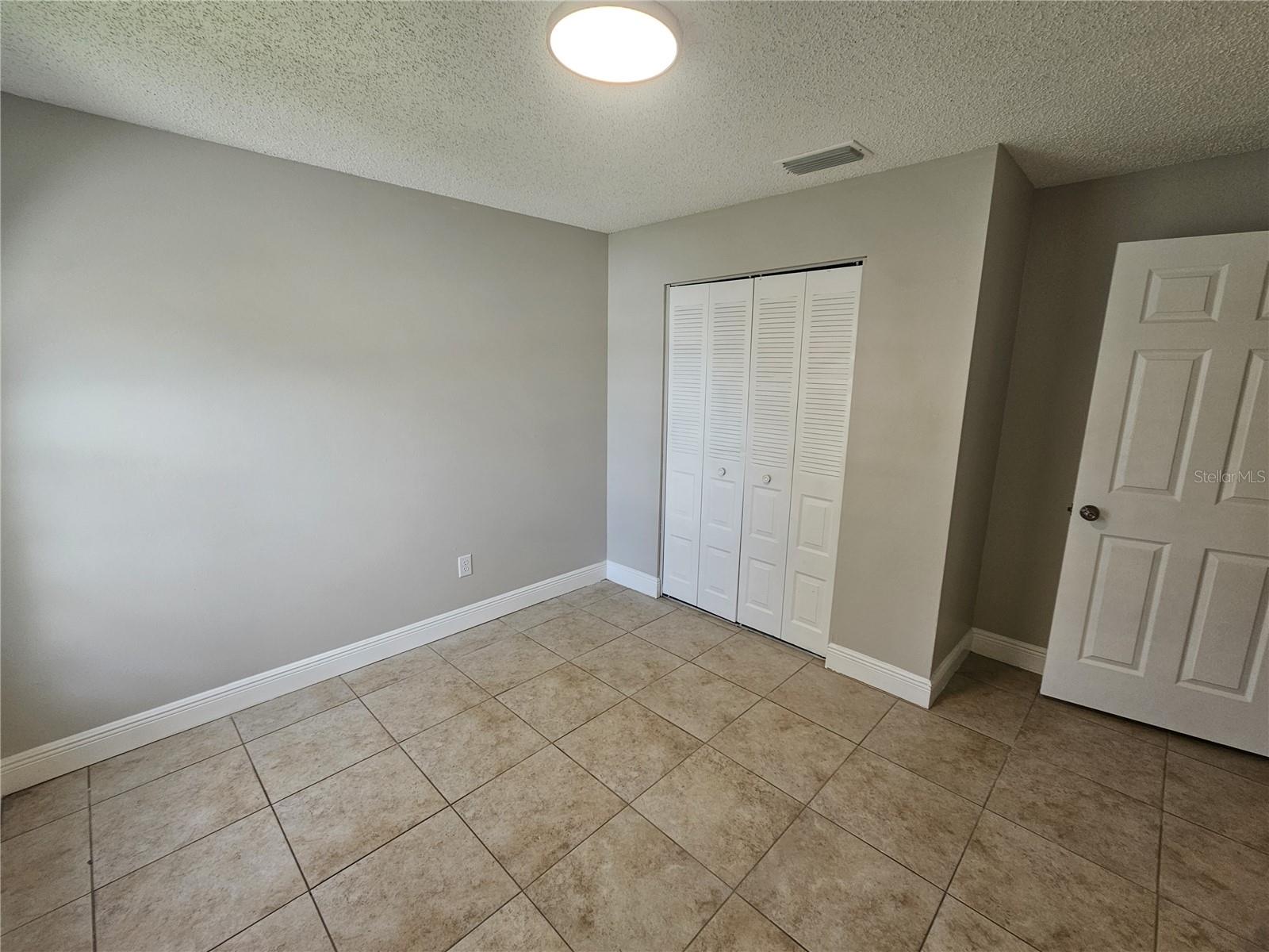 HEATHER LAKES UNIT 14 A - Residential Lease