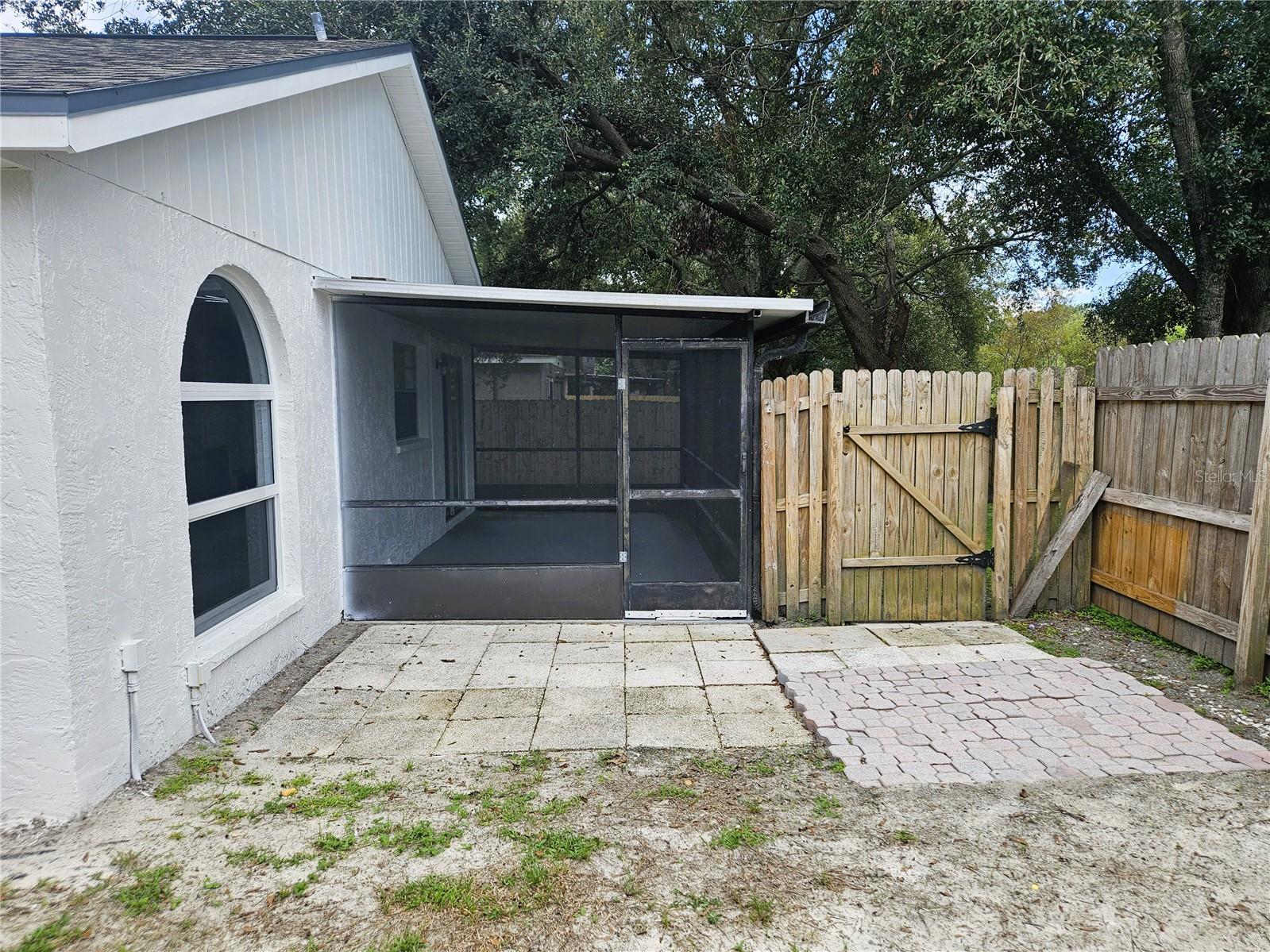 HEATHER LAKES UNIT 14 A - Residential Lease