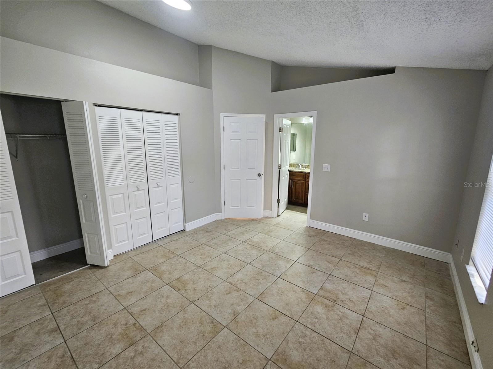 HEATHER LAKES UNIT 14 A - Residential Lease
