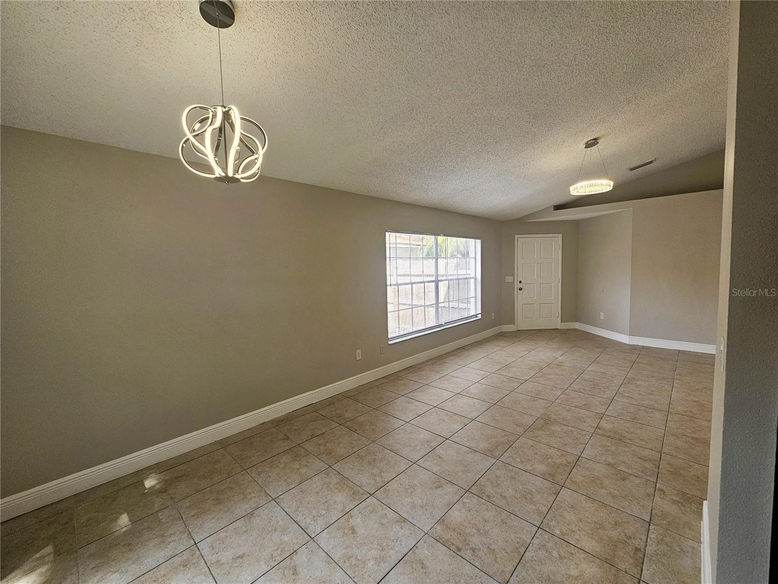 HEATHER LAKES UNIT 14 A - Residential Lease