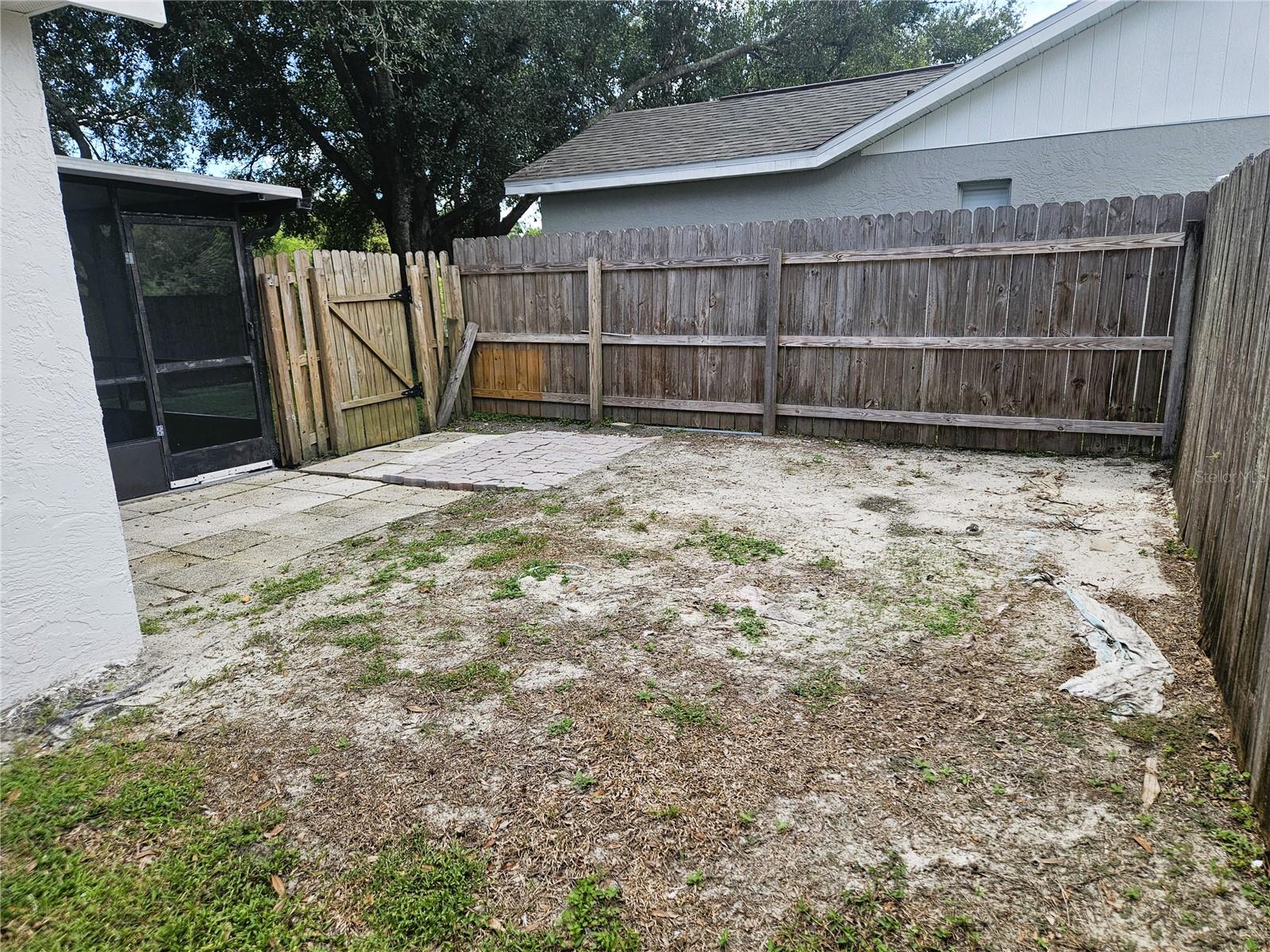 HEATHER LAKES UNIT 14 A - Residential Lease