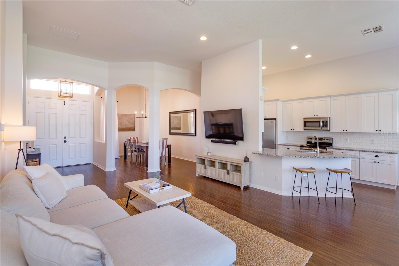 RETREAT AT WEKIVA - Residential