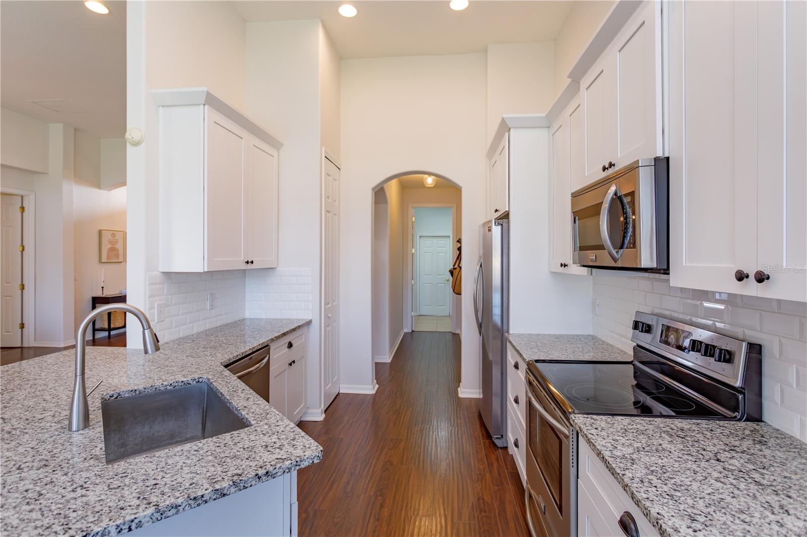 RETREAT AT WEKIVA - Residential