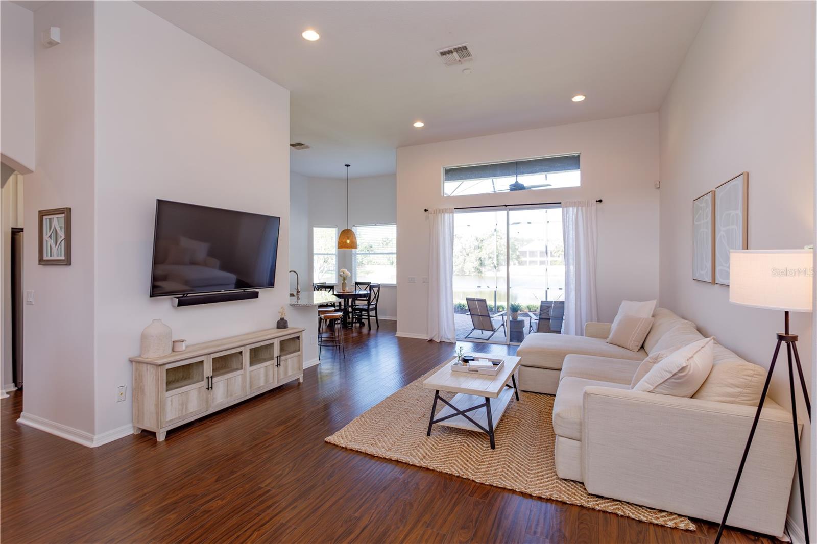 RETREAT AT WEKIVA - Residential