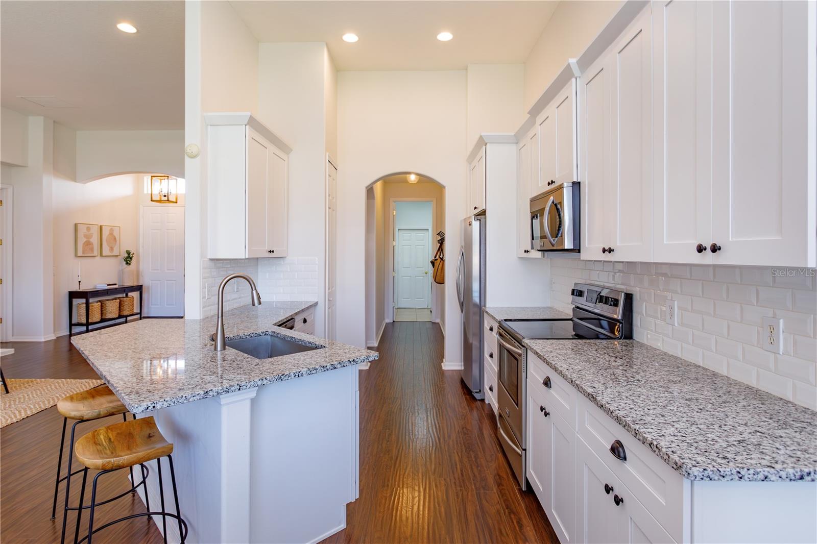 RETREAT AT WEKIVA - Residential