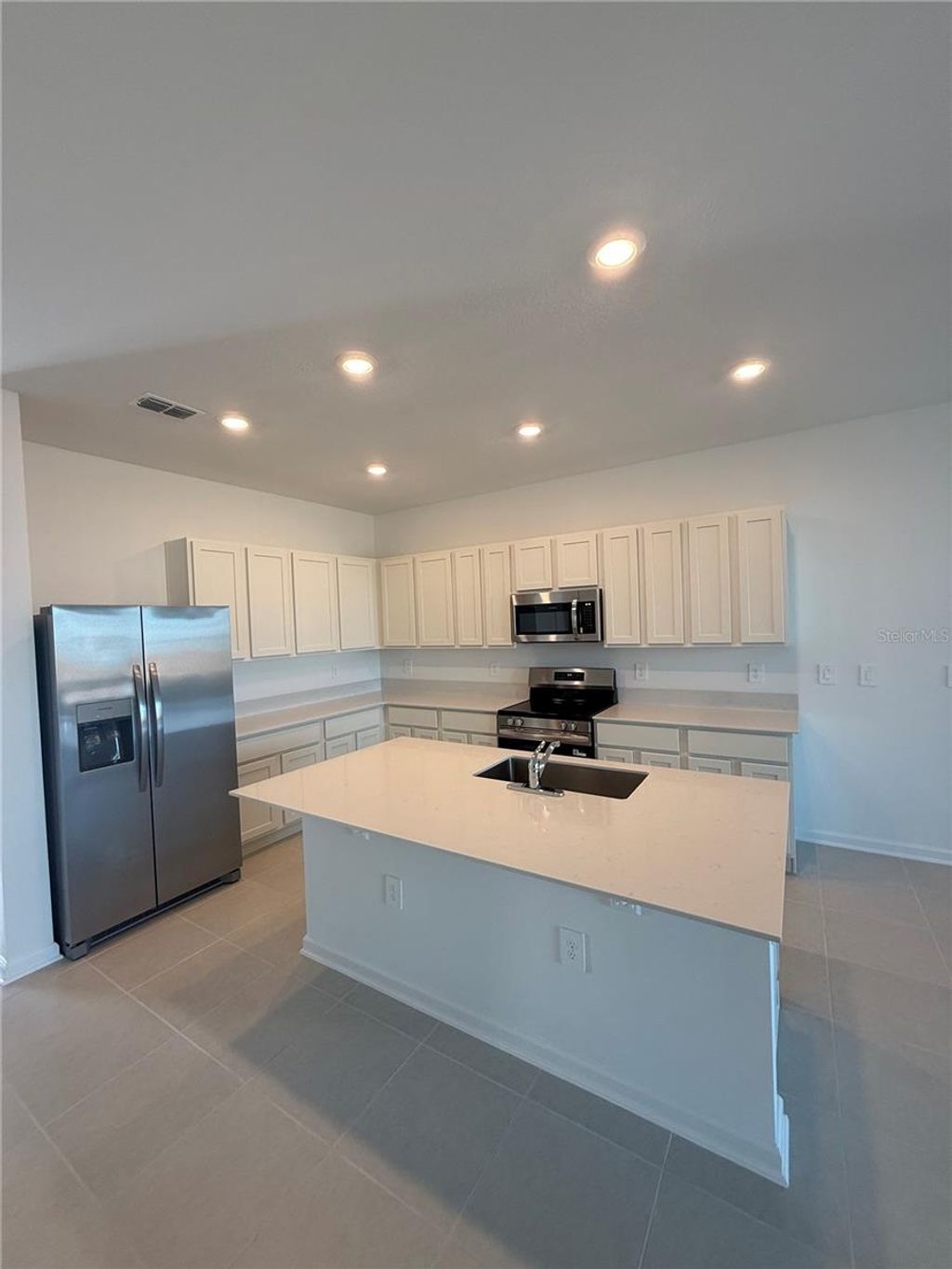 Photo of 2713 Bevel Lane, Davenport, FL 33837 (MLS # O6375248)