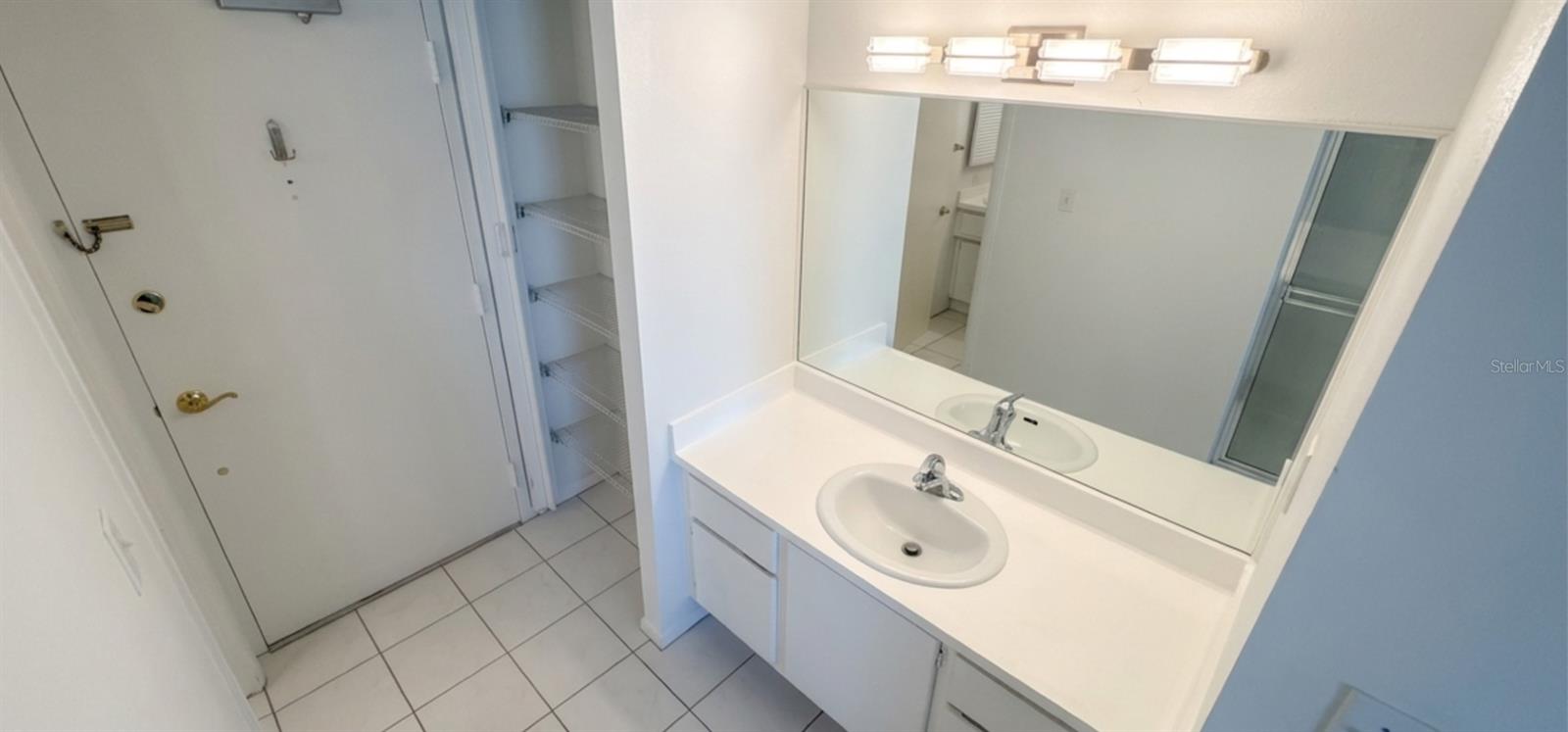 440 WEST CONDO - Residential Lease