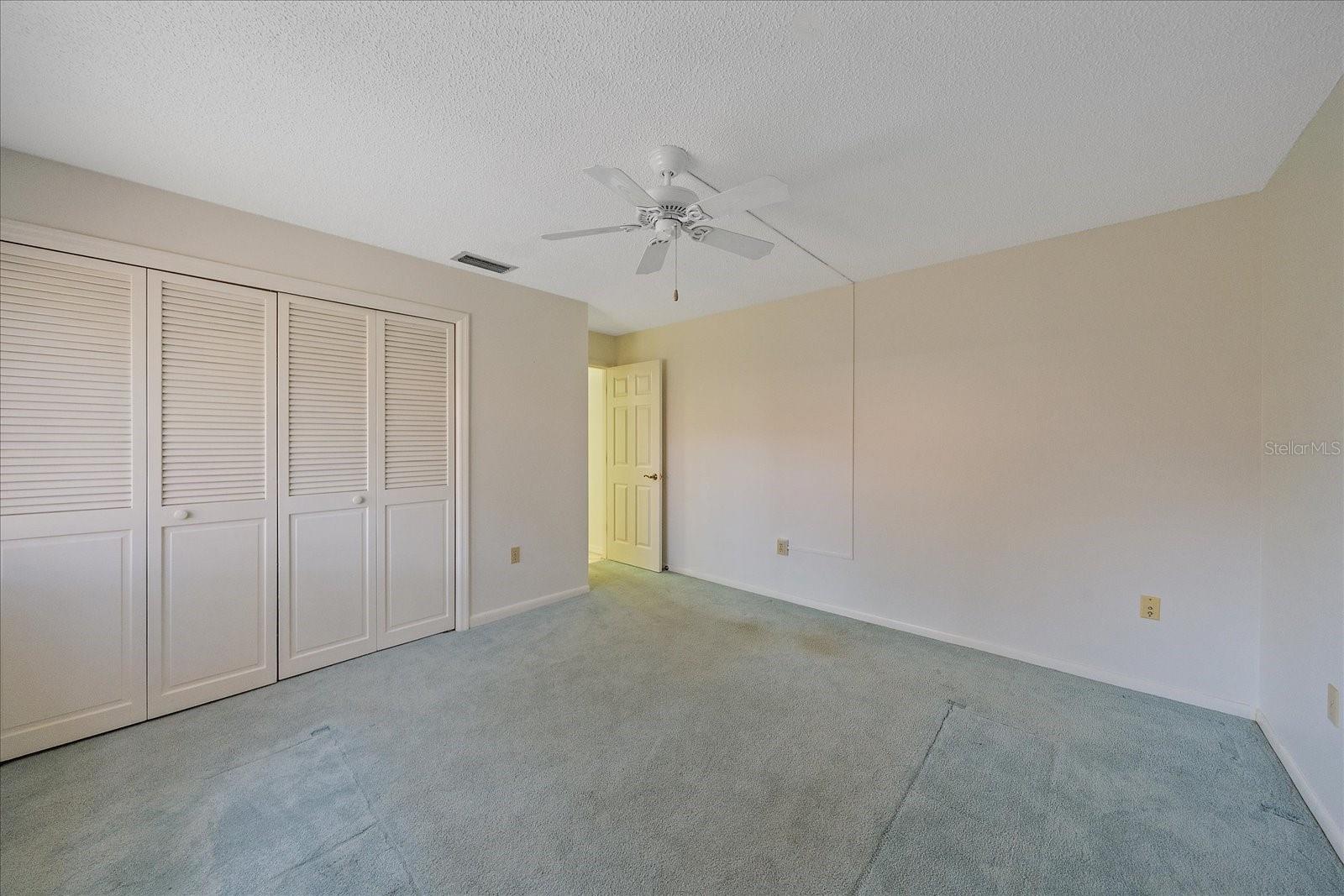 HUNTINGWOOD - Residential