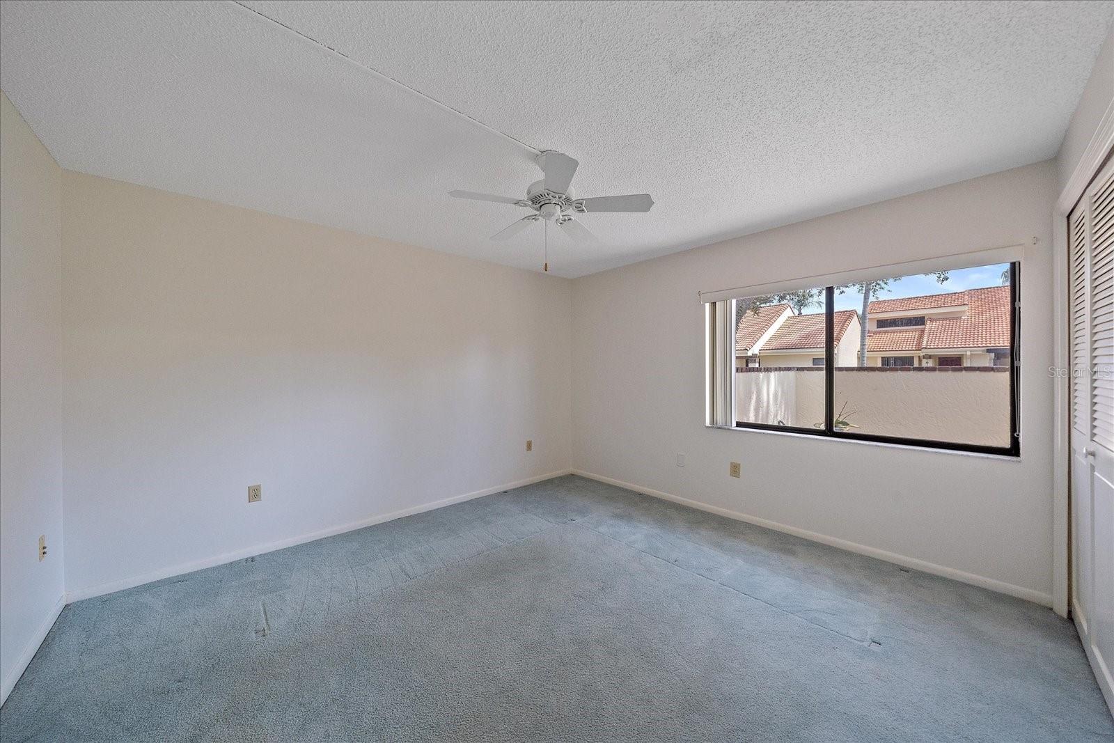 HUNTINGWOOD - Residential