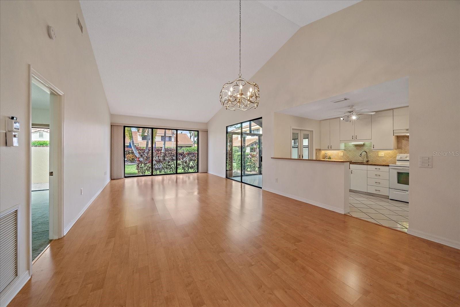 5343 HUNTINGWOOD COURT 33