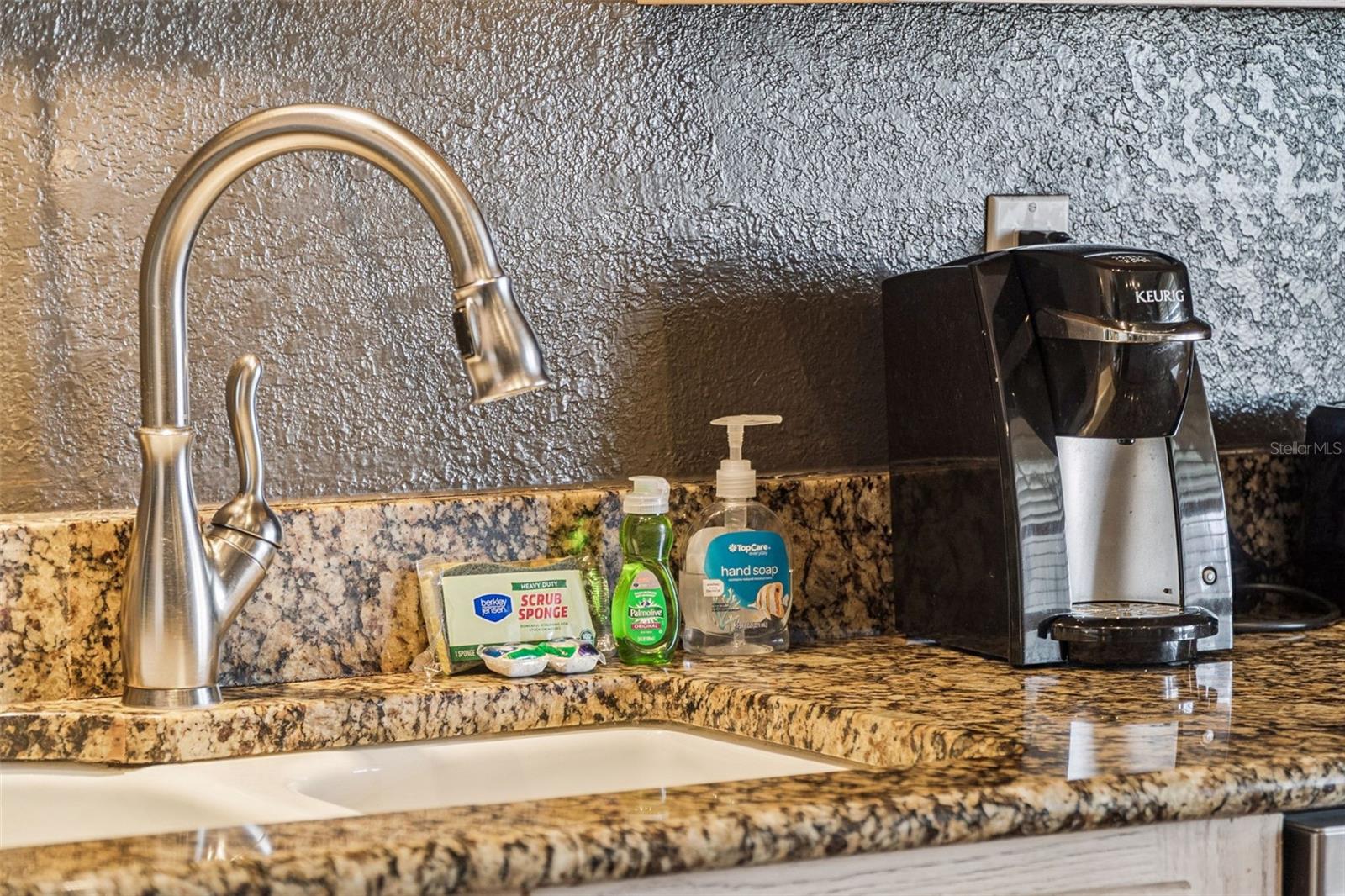 CHATEAU BY THE SEA - Residential