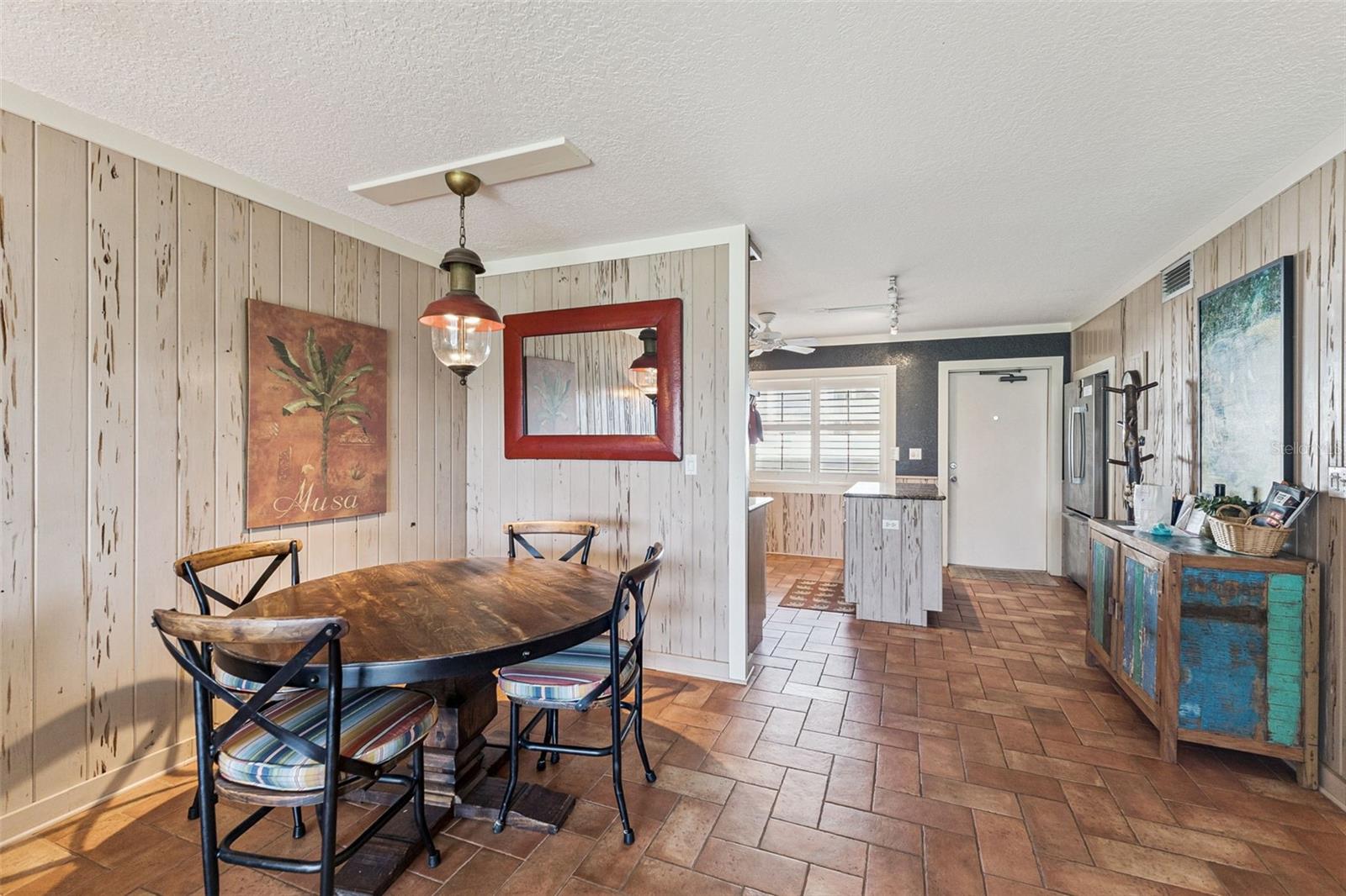 CHATEAU BY THE SEA - Residential