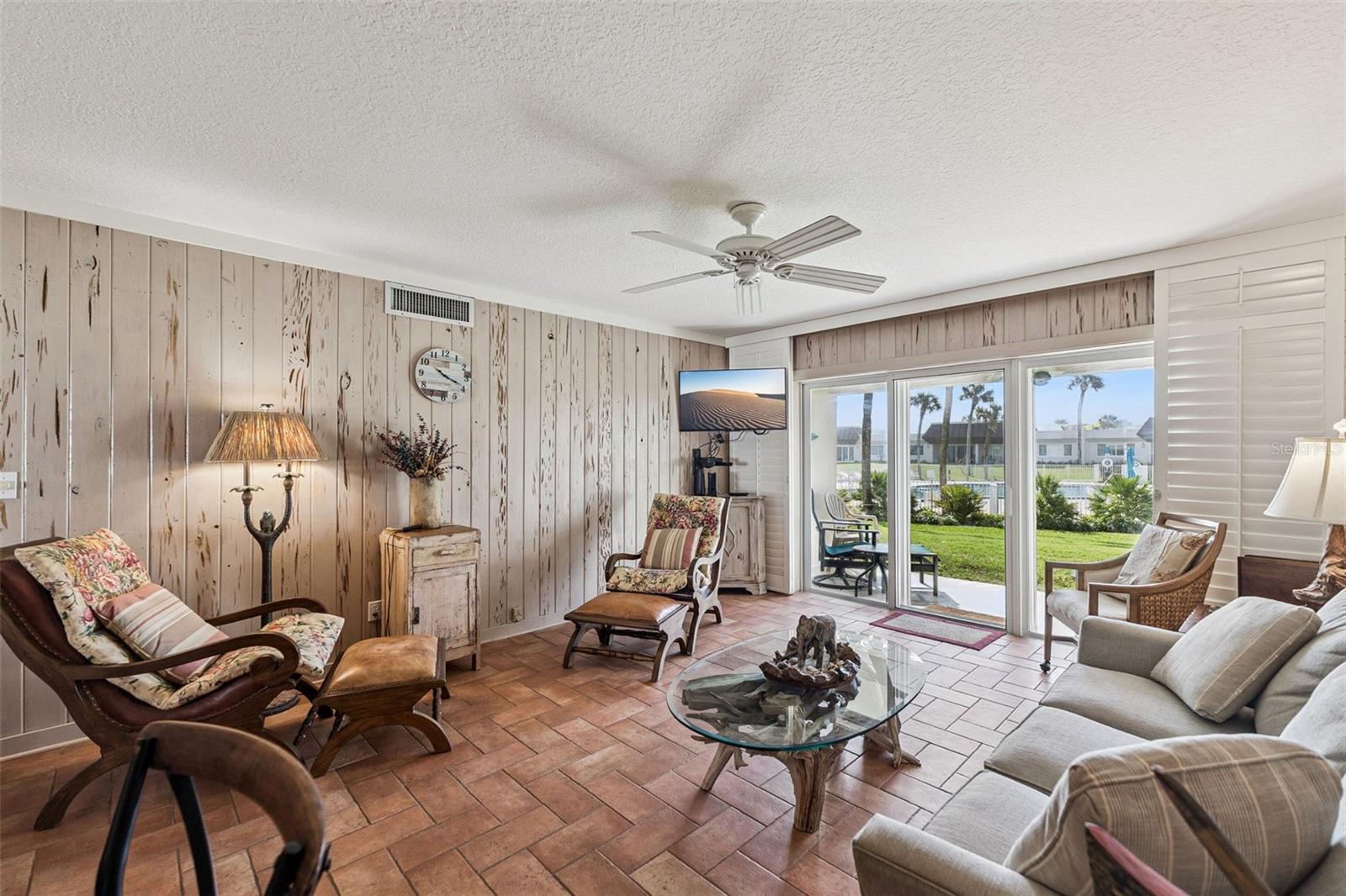 CHATEAU BY THE SEA - Residential