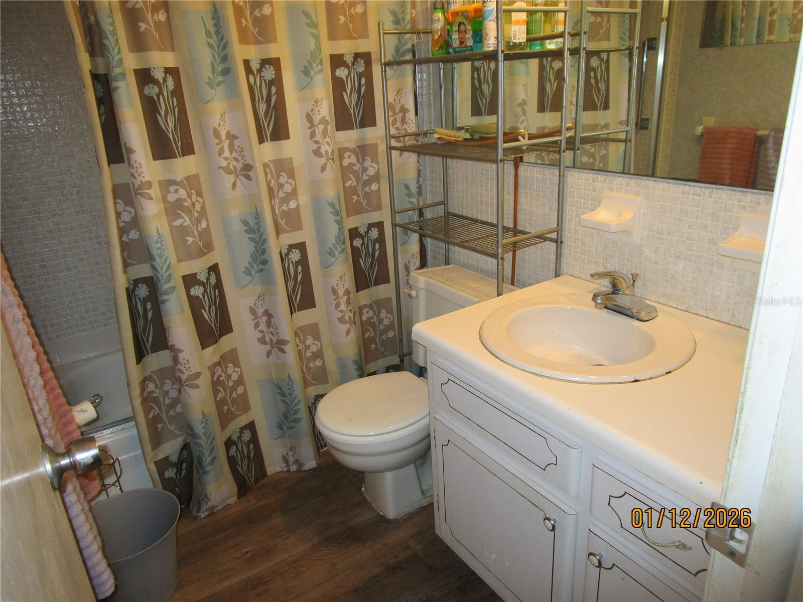 TOWN APTS CONDO - Residential