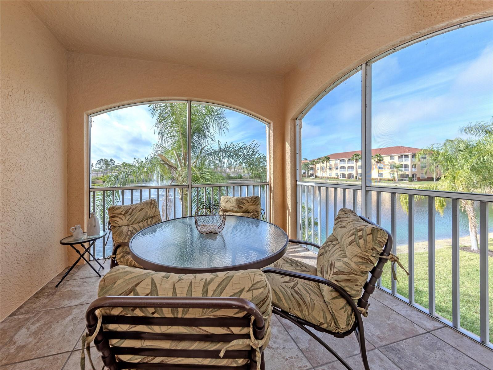 TUSCANY LAKE - Residential