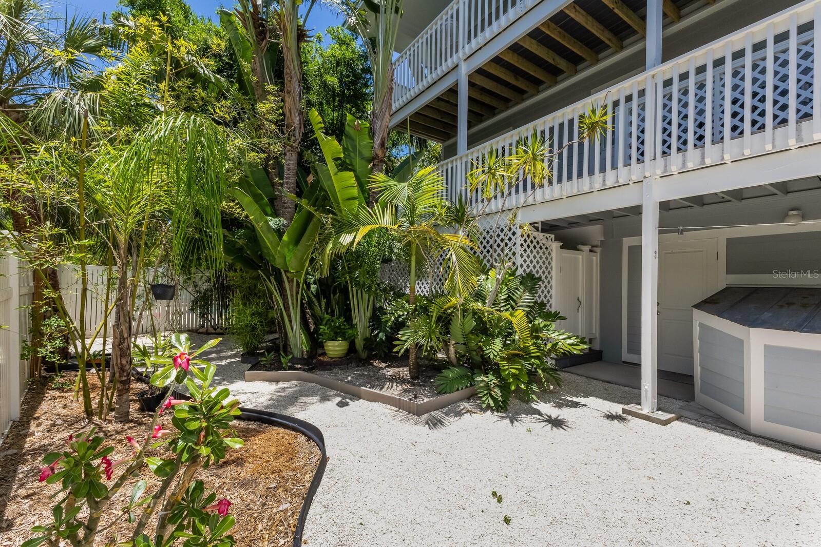 ANNA MARIA BEACH SECOND ADD - Residential