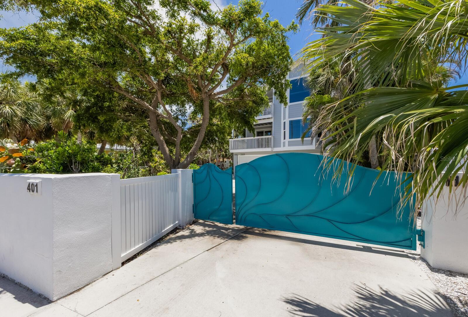 401 N BAY BOULEVARD