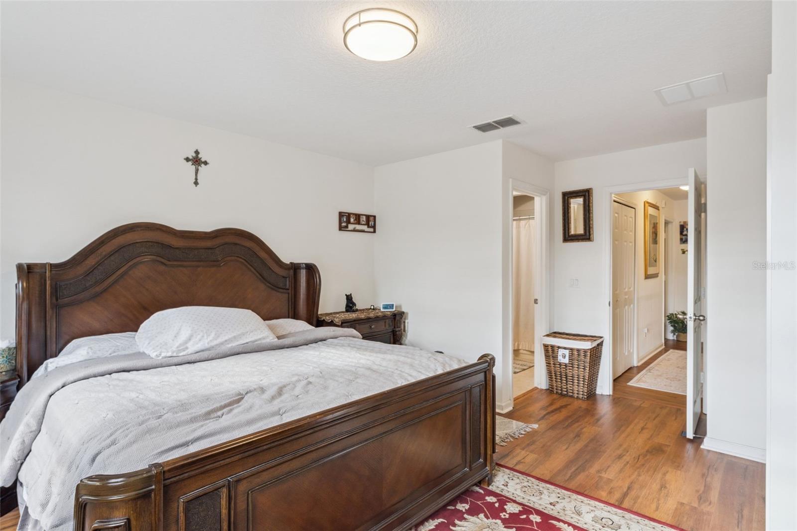 HERITAGE COMMONS - Residential