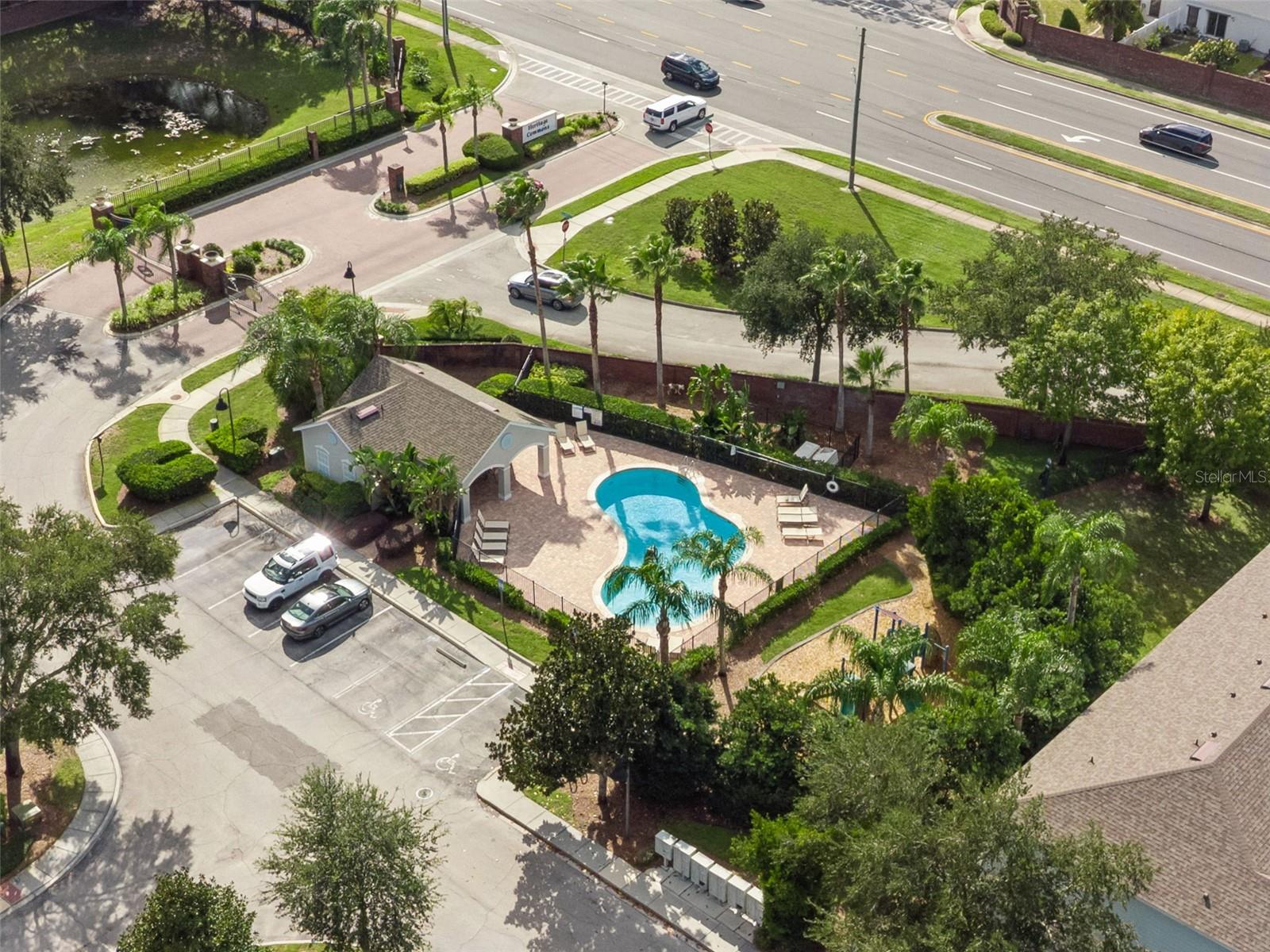 HERITAGE COMMONS - Residential