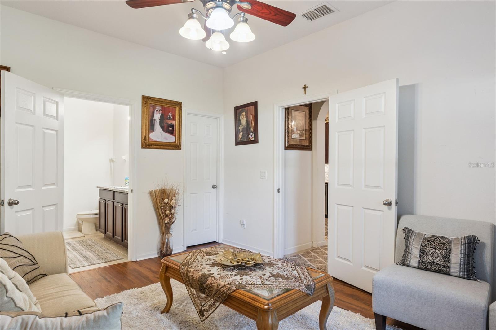 HERITAGE COMMONS - Residential