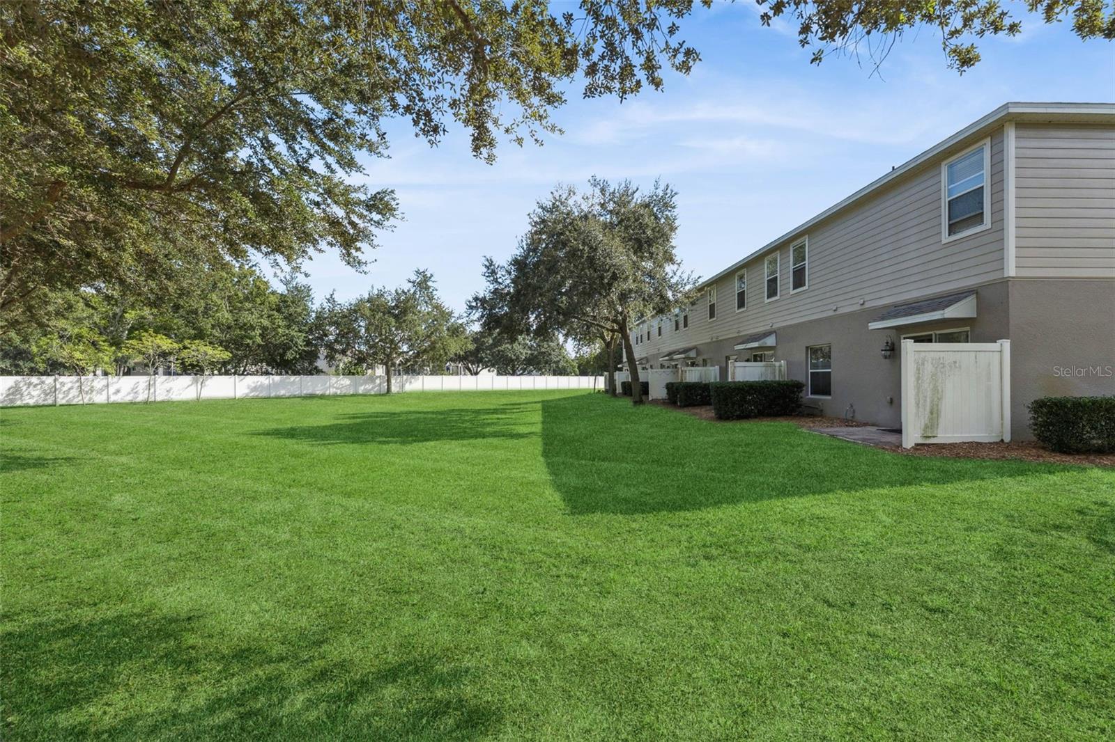 HERITAGE COMMONS - Residential