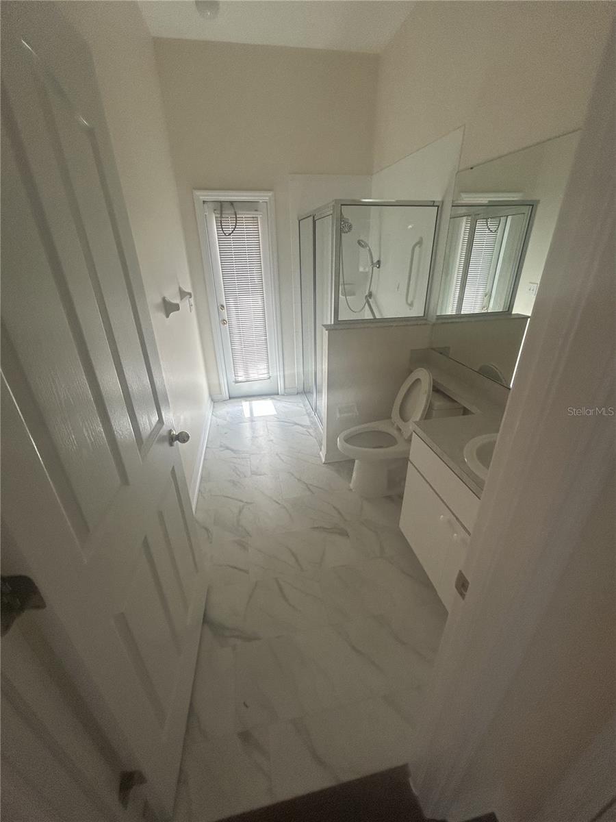 PROVIDENCE LAKES PRCL D PHAS - Residential Lease