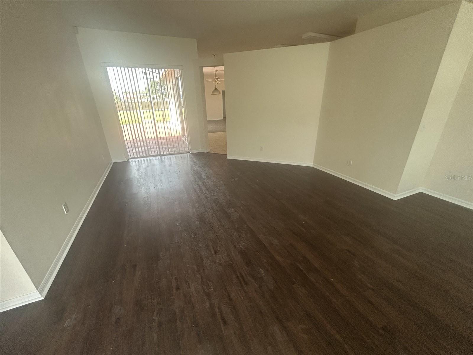 PROVIDENCE LAKES PRCL D PHAS - Residential Lease